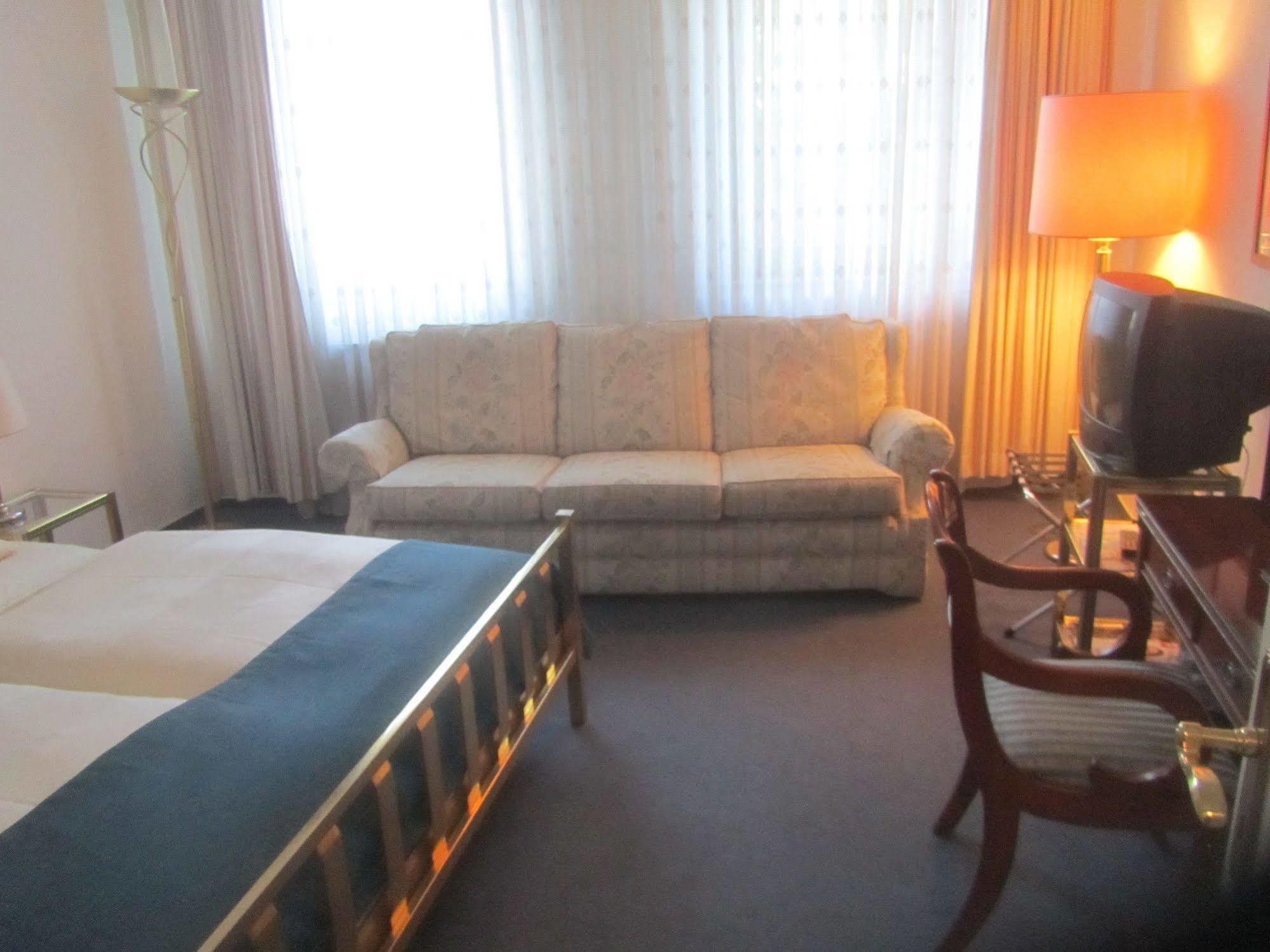 Windsor Hotel